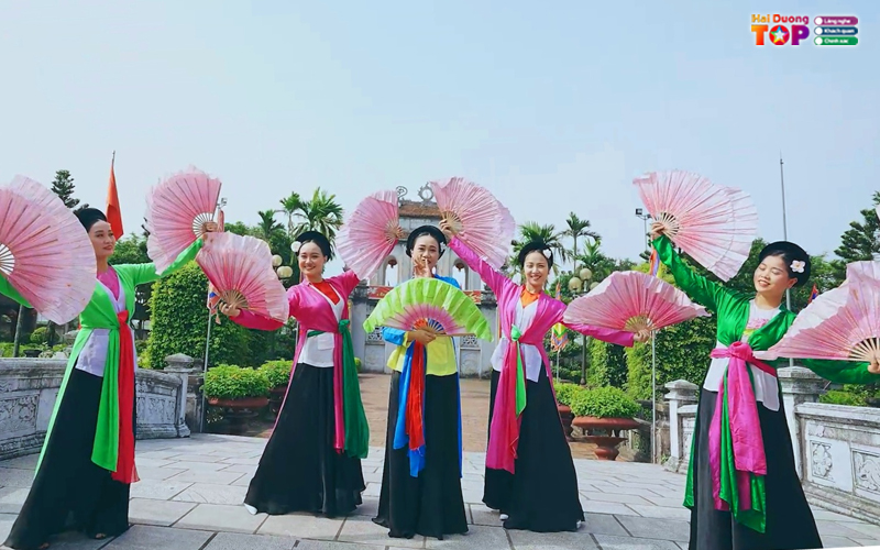 Kham-pha-net-dac-sac-ve-lich-su-van-hoa-lau-doi-tinh-hai-duong-1