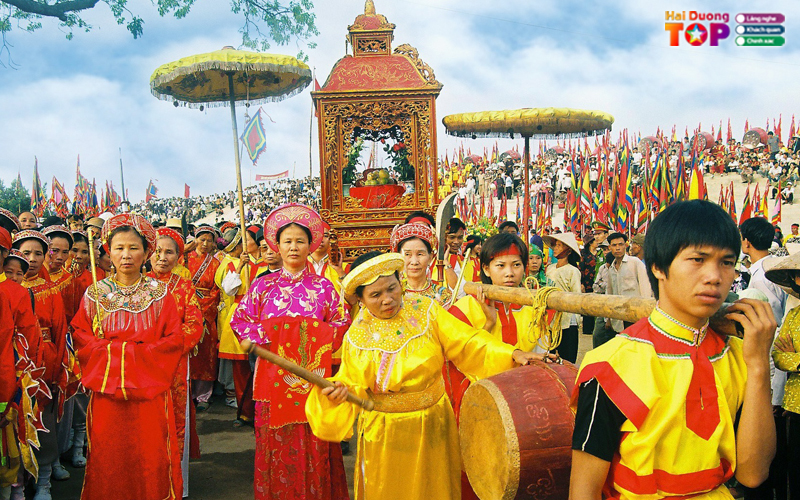 Le-hoi-con-son-kiep-bac-3