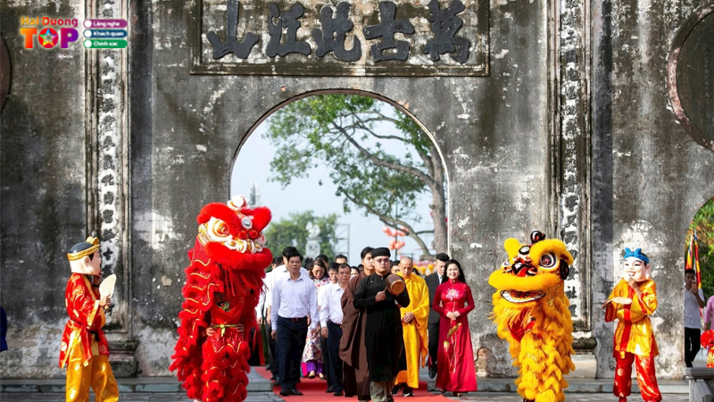 Le-hoi-con-son-kiep-bac