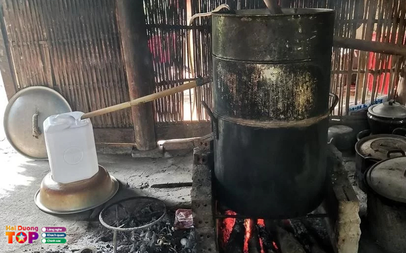 Nguon-goc-ruou-phu-loc-tinh-hoa-truyen-thong-dat-hai-duong-4