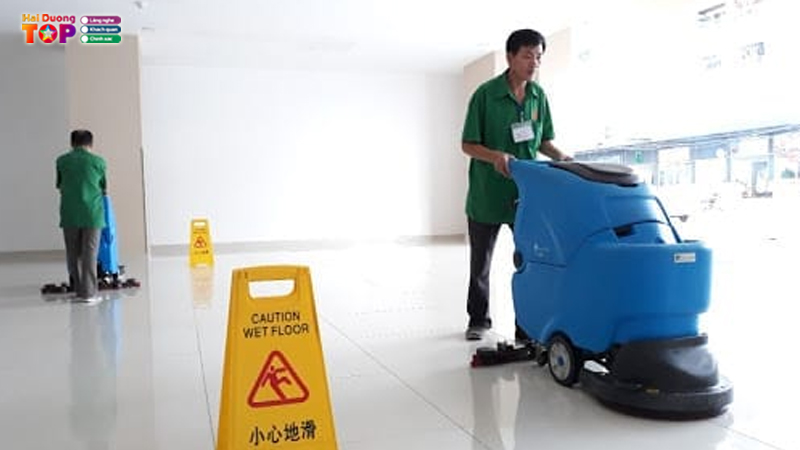 Cong-ty-tnhh-tm-dv-nha-sach-hai-duong-24h-mai-loc