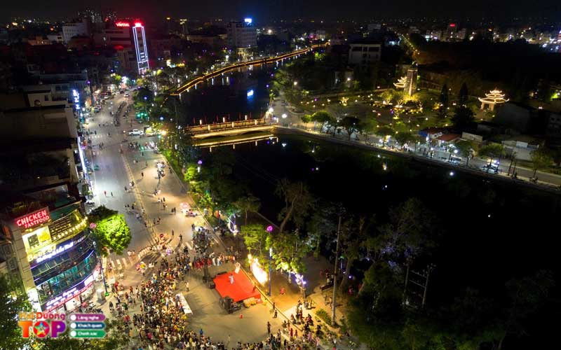 Pho-di-bo-cho-dem-bach-dang-hai-duong-5