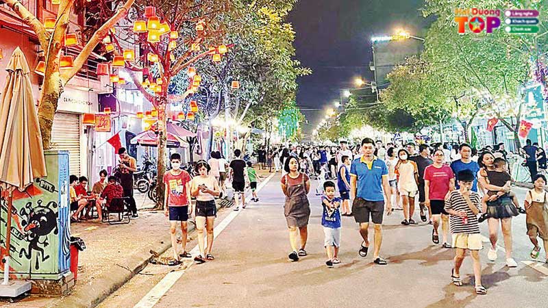 Pho-di-bo-cho-dem-bach-dang-hai-duong