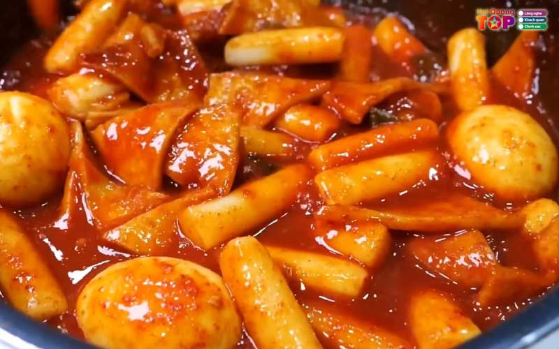Tieu-chi-chon-quan-tokbokki-hai-duong-ngon-haiduongtoplist